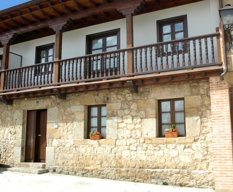 Apartamentos Llave De Santillana Santillana del Mar Kamer foto
