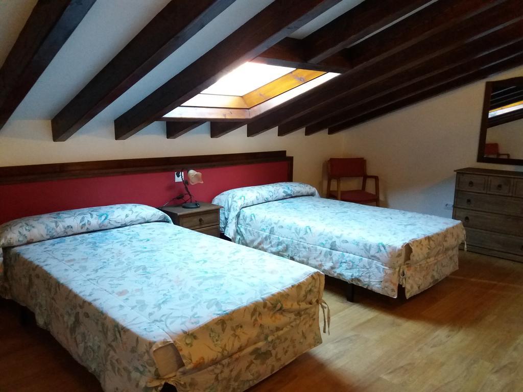 Apartamentos Llave De Santillana Santillana del Mar Buitenkant foto